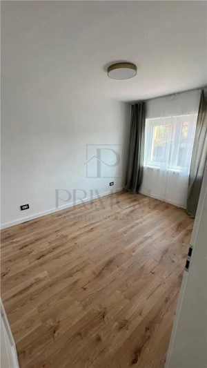 Duplex in zona superba - 4 dormitoare - personalizare interioara - imagine 12
