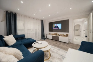 *Decebal 2 camere decomandat *amenajari lux