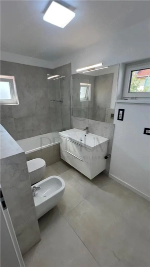 Duplex in zona superba - 4 dormitoare - personalizare interioara - imagine 15