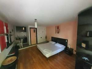 Inchiriez Studio 25mp apropiere Unirii