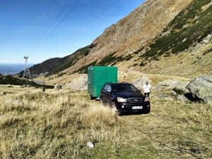 vand sau inchiriez toaleta ecologica mobilă 