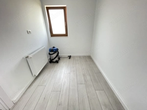 Duplex despartit prin spatiu tehnic - imagine 19