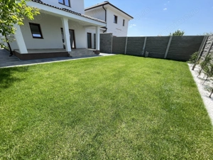 Duplex despartit prin spatiu tehnic