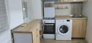 Garsoniera semidecomandata, etaj 1/4,Podul Electro, zona Lapus. - imagine 5