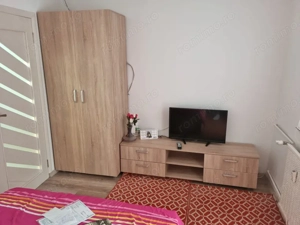 Garsoniera semidecomandata, etaj 1/4,Podul Electro, zona Lapus. - imagine 4