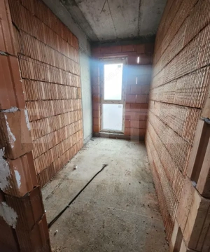 Casa tip duplex semifinisat, 5 camere, 180 mp utili, 270 teren, zona Vivo - imagine 10