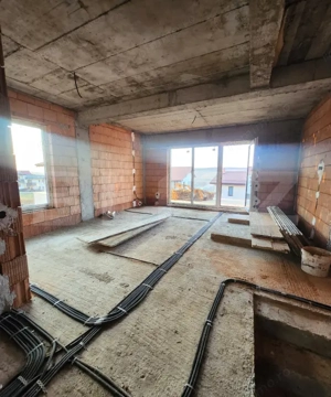 Casa tip duplex semifinisat, 5 camere, 180 mp utili, 270 teren, zona Vivo - imagine 12