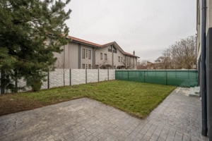 Casa se preda finisata - 4 bai -3 dormitoare - curte - parcare -  metrou Păcii  - imagine 19