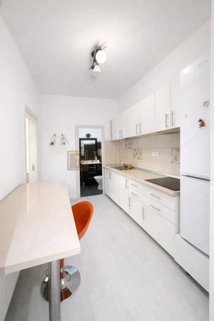 Piata Victoriei, 2 camere, centrala proprie.