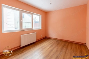 Accesibilitate si farmecul unei case cu garaj, locatie de referinta, Central, Targu Secuiesc - imagine 3