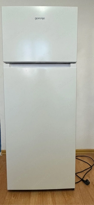 Frigider aproape nou, preț negociabil, stare bună