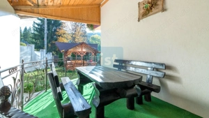 Complex turistic de vânzare, chiar în centrul staţiunii Durău. - imagine 8