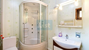 Complex turistic de vânzare, chiar în centrul staţiunii Durău. - imagine 5