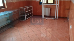 Spatiu parter de inchiriat  in Baicoi - imagine 8