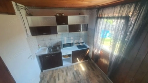 2 Cabane complet utilate, Dubova, Valea Ponicovei - imagine 15