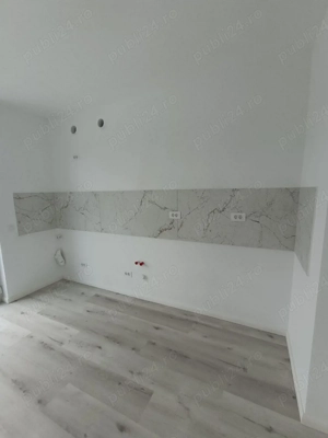 Meserias placari gresie faianță,piatra naturală