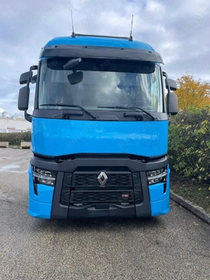 De vânzare   2 capete tractor Renault T - imagine 2