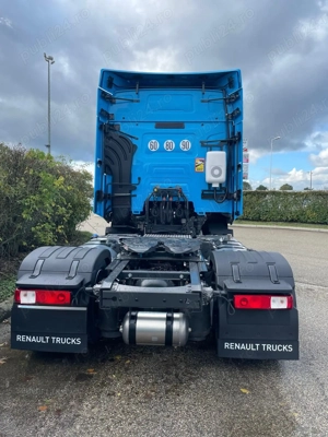 De vânzare   2 capete tractor Renault T - imagine 5