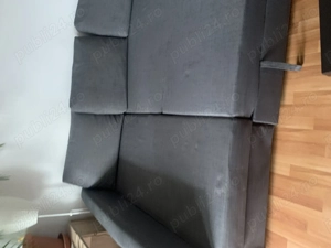 Canapea extensibila, 3 locuri . Marca Ikea. Lungime 2,30 cm Lățime 80 cm .Sezlongul are 1.50cm cu 80