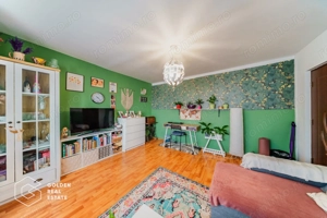 Apartament 4 camere, decomandat, etaj 3, comision 0%