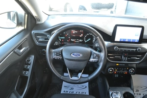 Ford Focus 1.5 EcoBlue Powershift Titanium - imagine 10