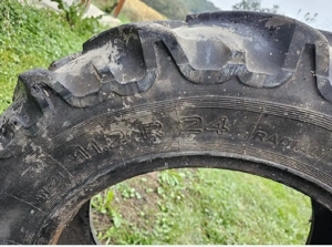 Cauciucuri tractor R24 și R34 - imagine 2