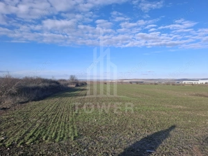 Teren Intravilan de Vânzare – 4300 mp – Cristian, zona Aeroport - imagine 9