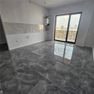 TORONTALULUI - 2 CAMERE - ETAJ INTERMEDIAR - PISCINA - LUX