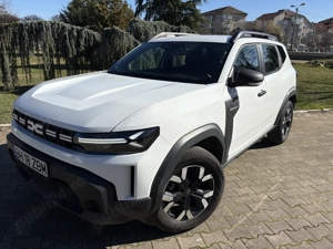 Dacia Duster 3, An fabr 2024, Motor benzina si Gaz, 15.000 km, Pret neg ! - imagine 2