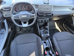 Dacia Duster 3, An fabr 2024, Motor benzina si Gaz, 15.000 km, Pret neg ! - imagine 5