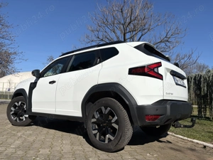 Dacia Duster 3, An fabr 2024, Motor benzina si Gaz, 15.000 km, Pret neg ! - imagine 3
