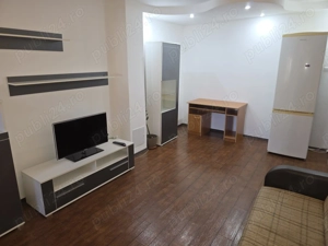 Garsoniera moderna transformata in doua camere in Gavana   Lumina - imagine 5