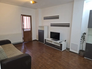 Garsoniera moderna transformata in doua camere in Gavana   Lumina - imagine 2