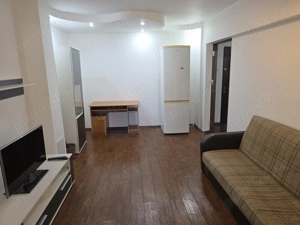 Garsoniera moderna transformata in doua camere in Gavana   Lumina - imagine 6