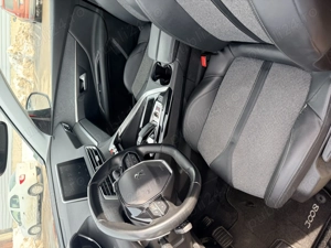 Peugeot 3008 PureTech 130 Stop&Start GPF EAT8 Allure - imagine 13