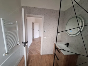 Duplex spatios cu 4 camere in Dumbravita -semineu- la 3 minute de Primarie - imagine 11