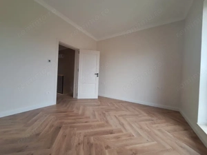 Duplex spatios cu 4 camere in Dumbravita -semineu- la 3 minute de Primarie - imagine 13