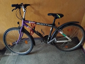vând bicicleta roti 26 bărbat 