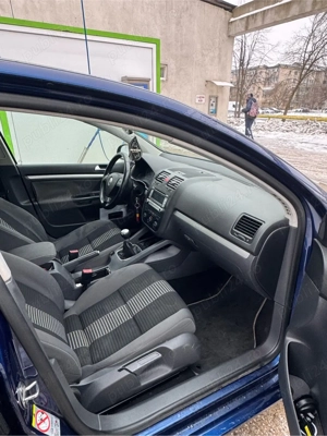 Vand Golf 5 1.6benzina+GPL Tomasetto - imagine 4