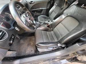 Seat Leon 1p pentru piese sau reparare  - imagine 4