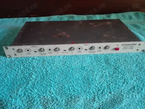 Vând crossover dynacord pex 223