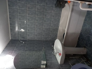 Închiriez apartament cu două camere decomandate, zona Nord. - imagine 3