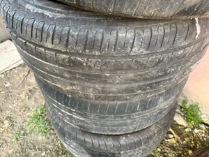 Vând anvelope de vară Pirelli 