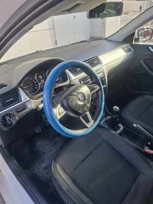 Skoda Rapid - imagine 5