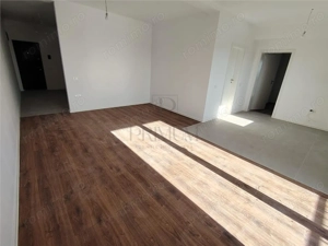 Apartament 2 camere - living 30 mp - balcon mare - camara - imagine 3