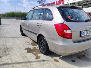 Skoda Fabia 2010 1.2 HTP Benzina - aproximativ 130.000 km   Economica, ideala pentru oras - imagine 5