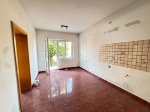 vand casa mare cu teren mare aprope de padure Timiosoara Lipovei - imagine 4