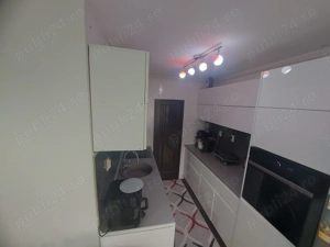 Apartament cu 3 camere - imagine 8