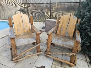 vand doua scaune de terasa din lemn masiv