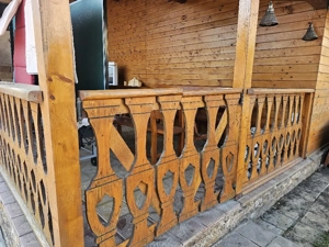 Vând ornamente îngrădire terasa cu 2 uși care se balansează